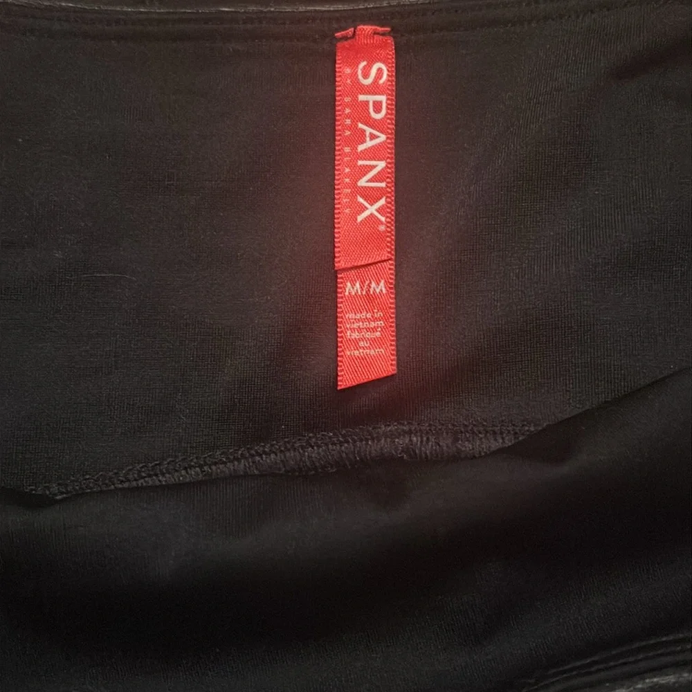 Spanx Black Faux Leather Leggings Size Medium - Picture 3 of 3